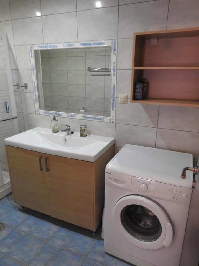 Athena Apartments Vitalades Bagian luar foto
