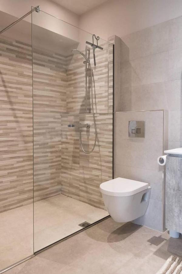 Athena Apartments Vitalades Bagian luar foto